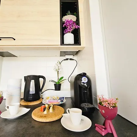 Bright With Outdoor Balcony
