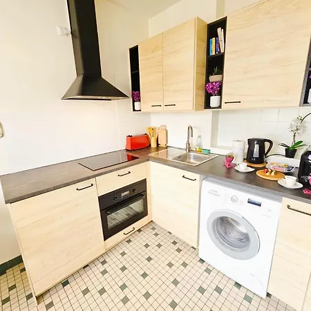 Bright With Outdoor Balcony Appartamento Lussemburgo